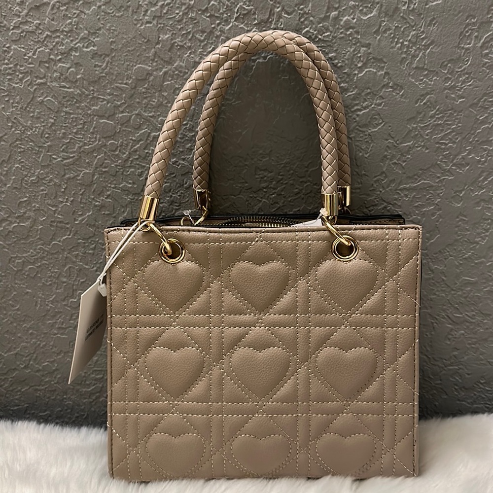 Le Bag purse with removable strap